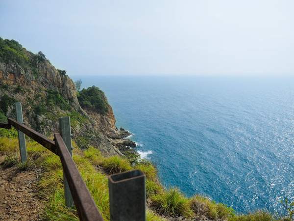 Hilltop-View-at-Pulau-Rawa