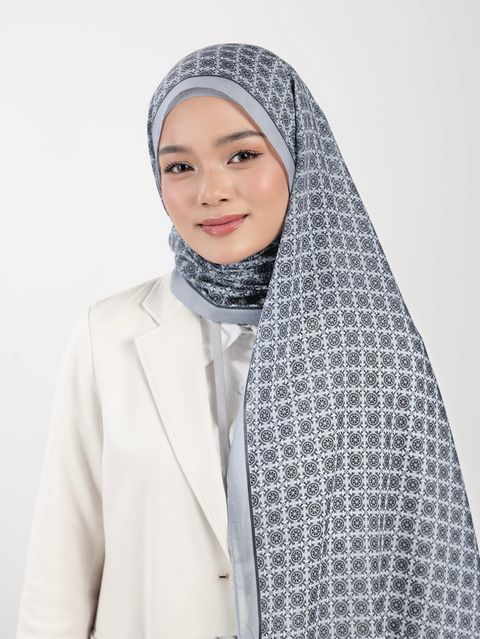 Facetune_07-01-2025-22-46-50-1737012419159
