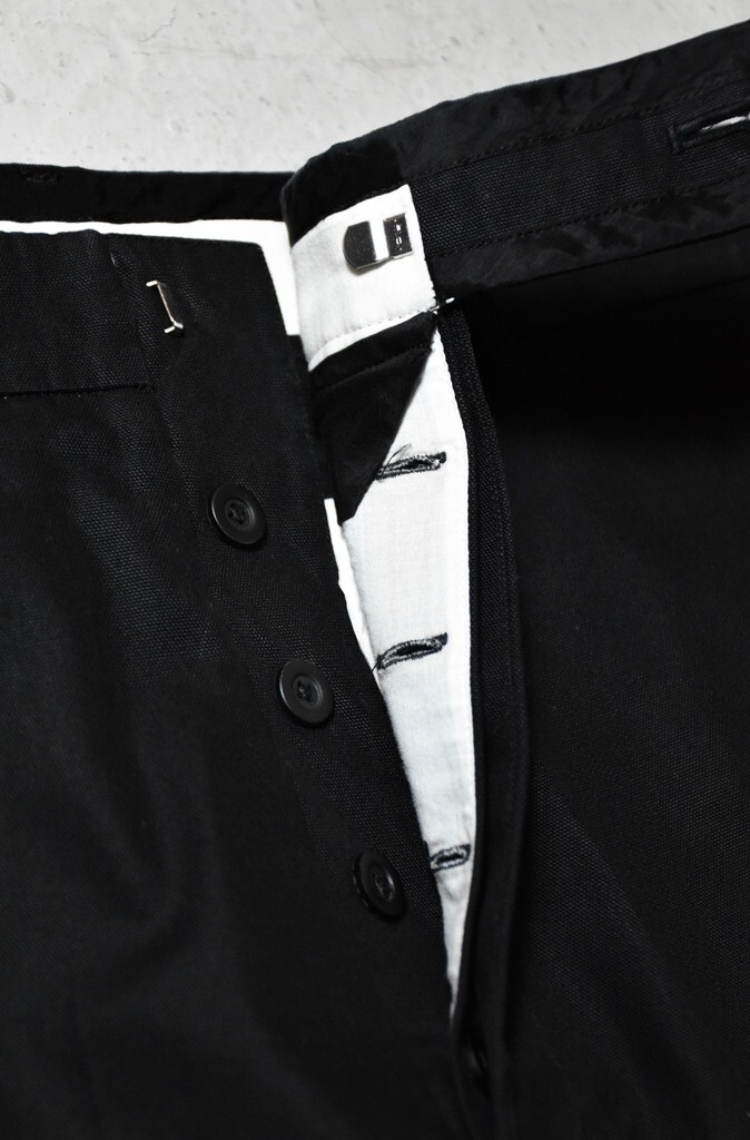 07a405b17ddeec8892a9474e34e1ffd9