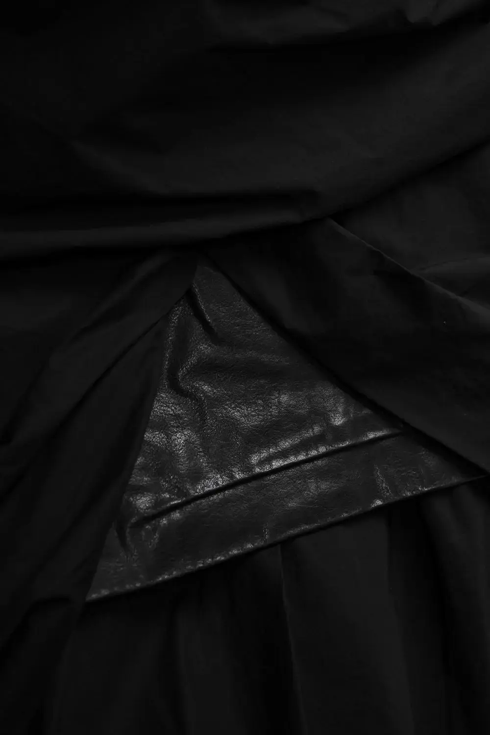 3b5b77e0d300449483275f3a60892606