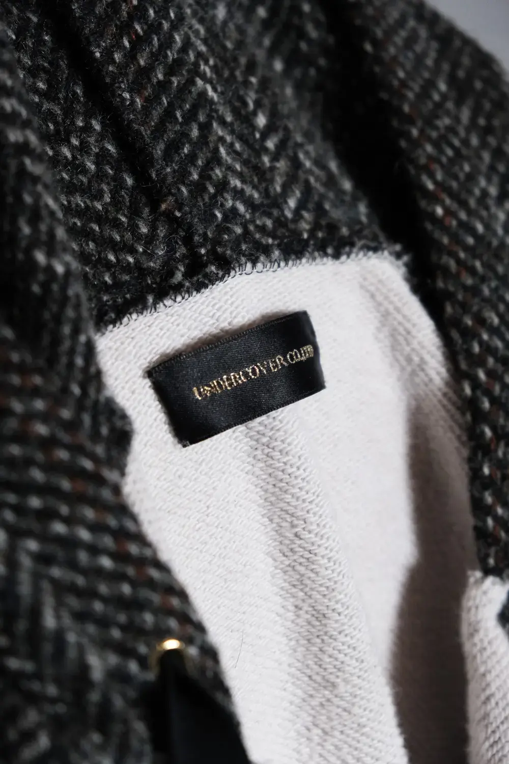 086cdb450475432881125c4c8f72107e