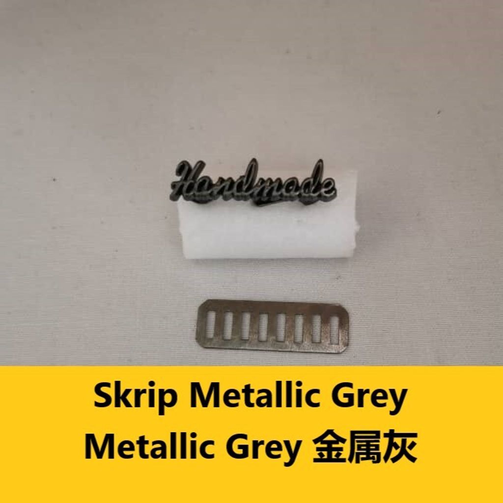 Skrip Metallic Grey