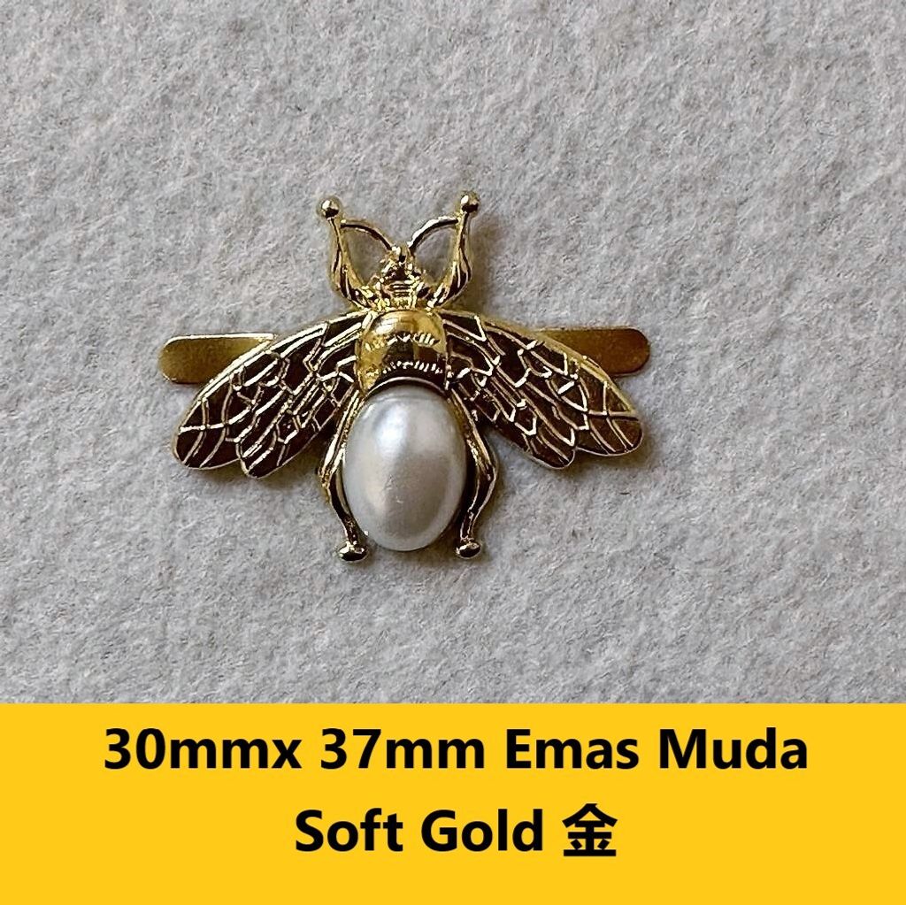 37mmx 30mm Emas Muda