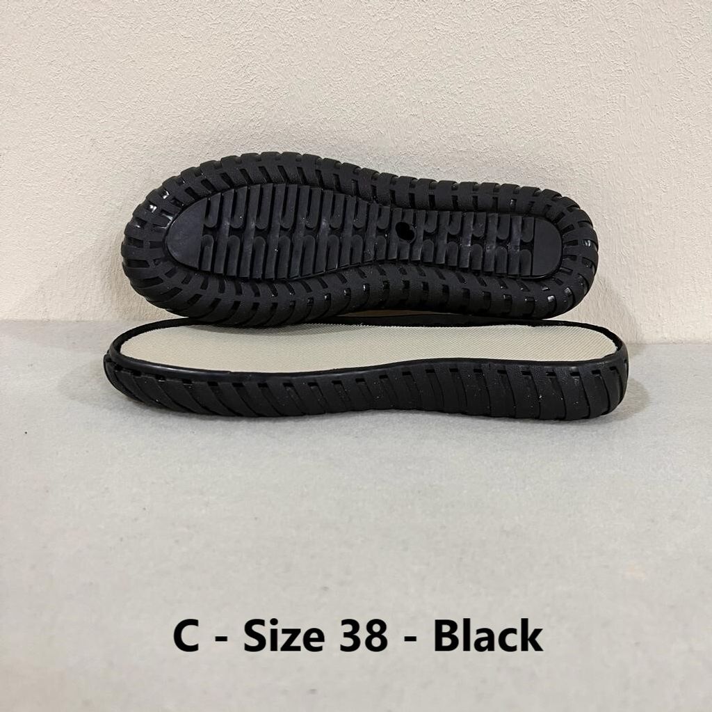 C 38 - Black