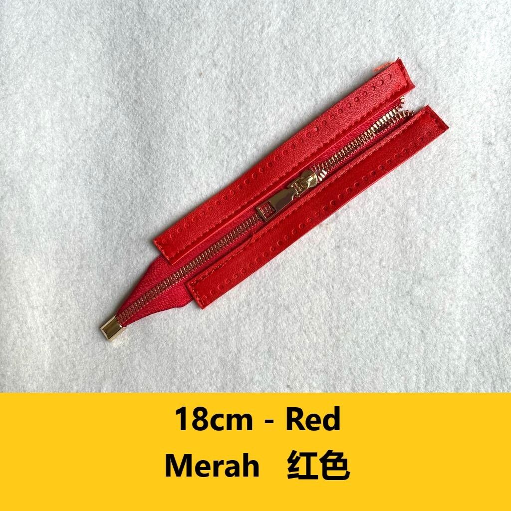 18cm Merah