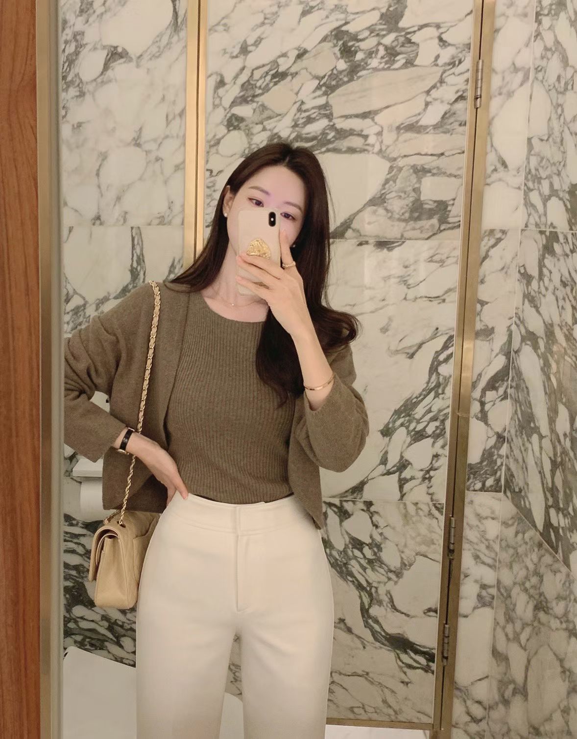 ef00230fa81be0d966cdf522a59396dd