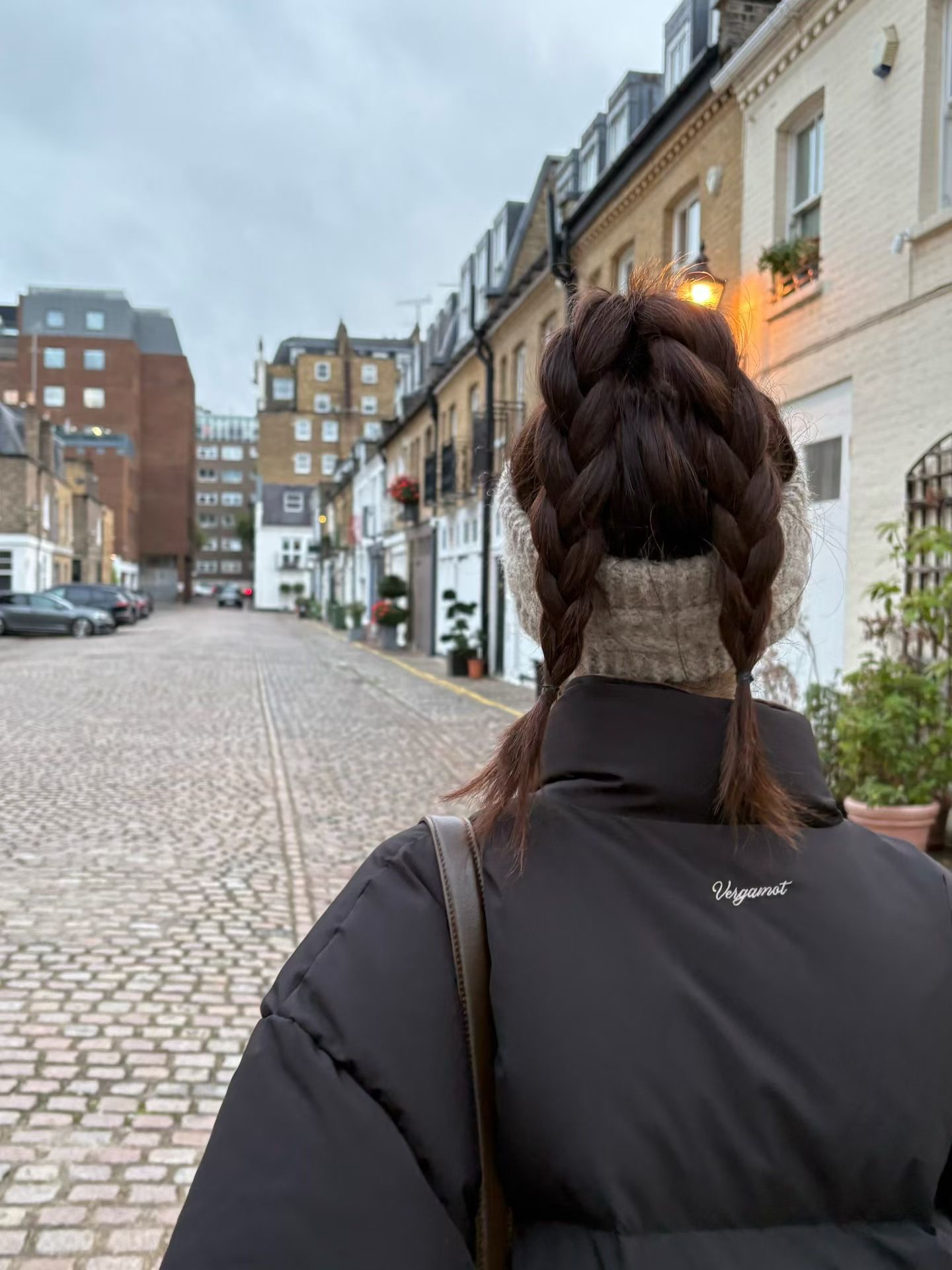 e16607805838f98b0d5c0e6aefedc367