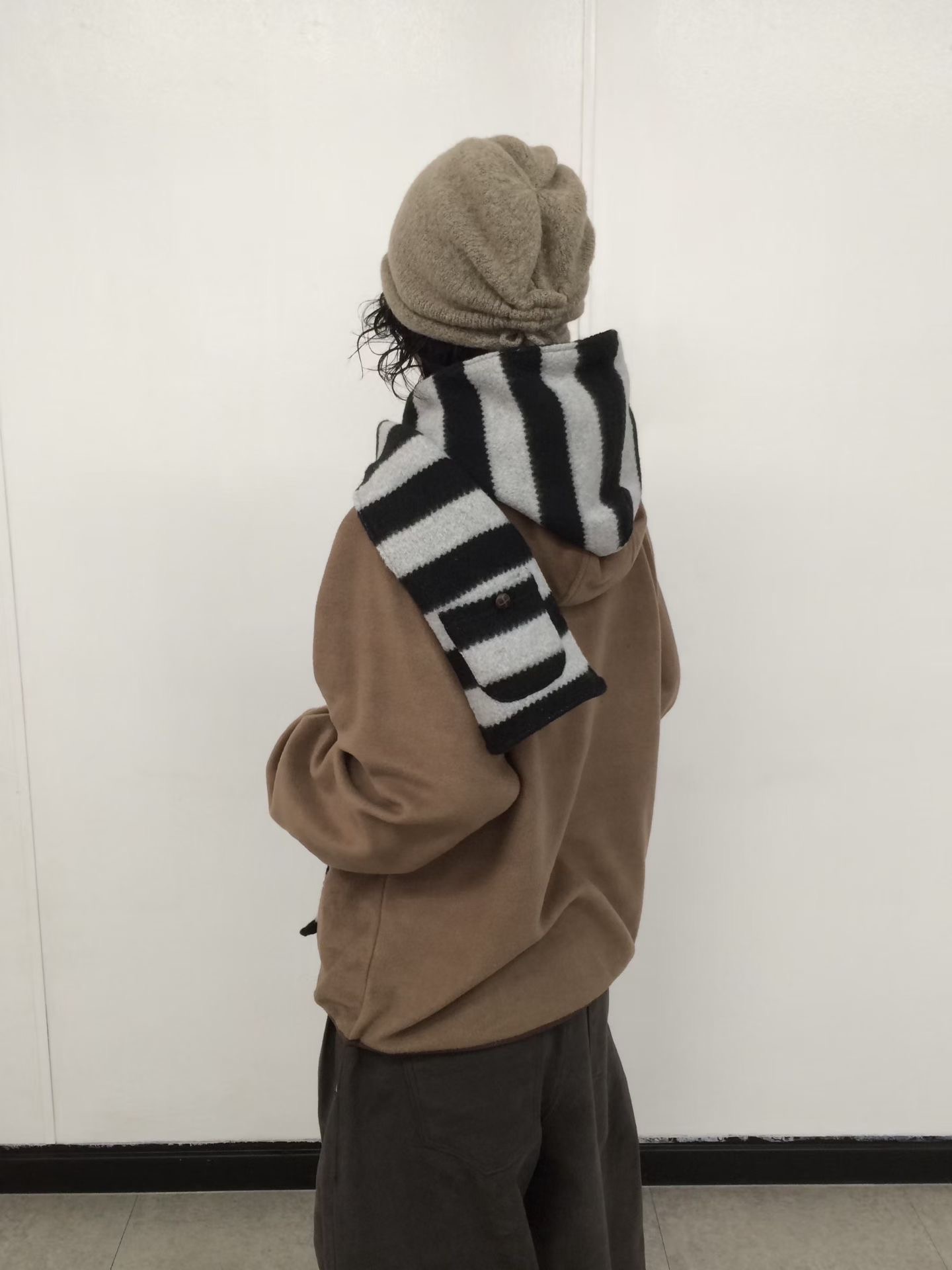 140b64afef8926125b0a42ee41d84ea1