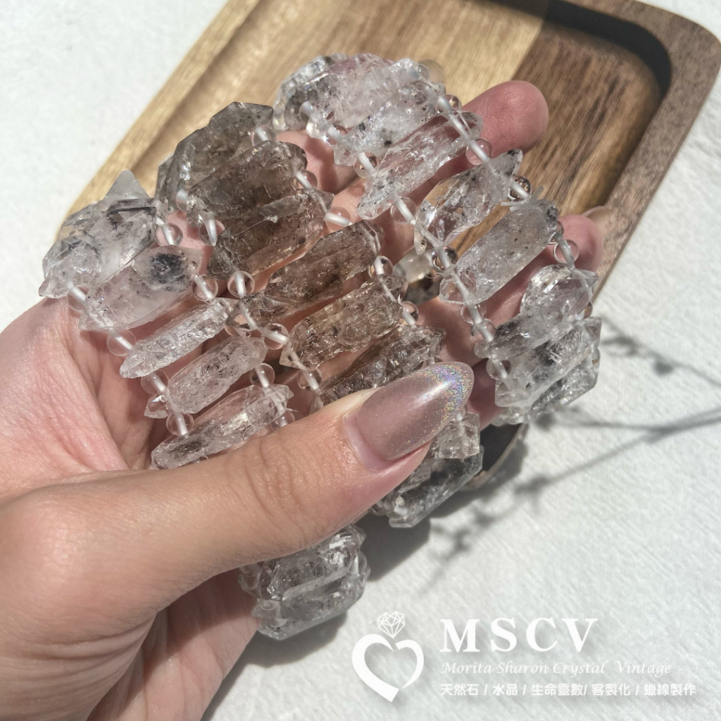 tw-11134207-7qula-li2vap65i72a9c