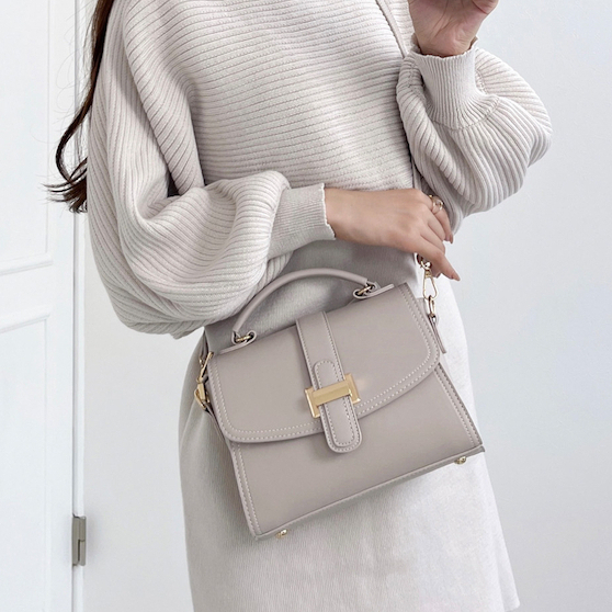 tw-11134207-23020-w462k44gv5mv20