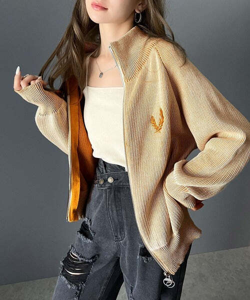 004_0417cb30-b038-473b-b6cb-2439f93f233b_720x