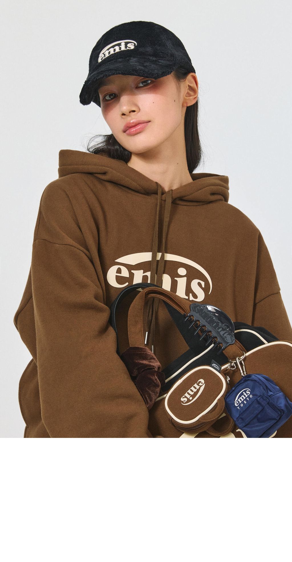 E256U1104_Detail_BL_02