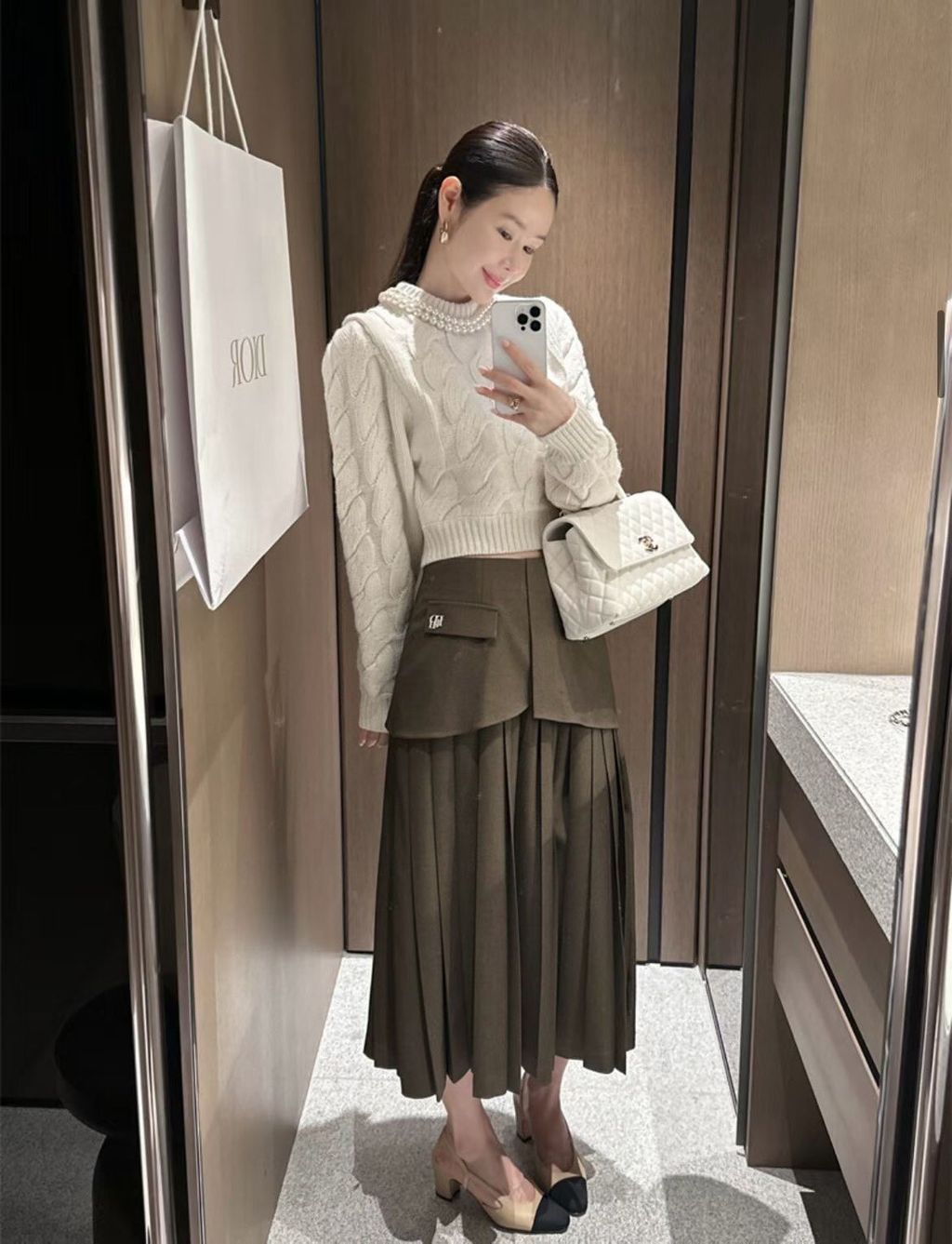 LINE_ALBUM_20251219_251219_239