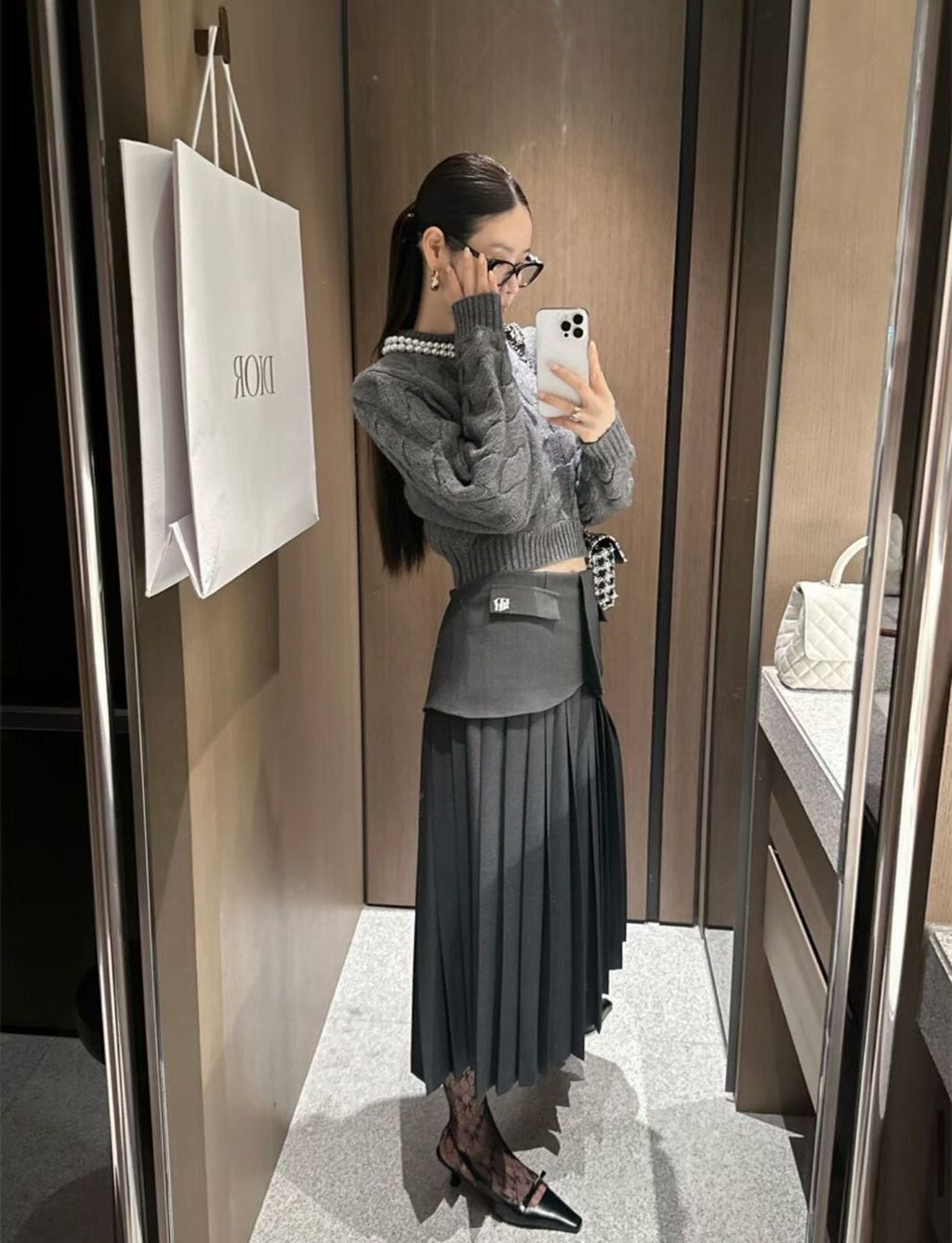 LINE_ALBUM_20251219_251219_223