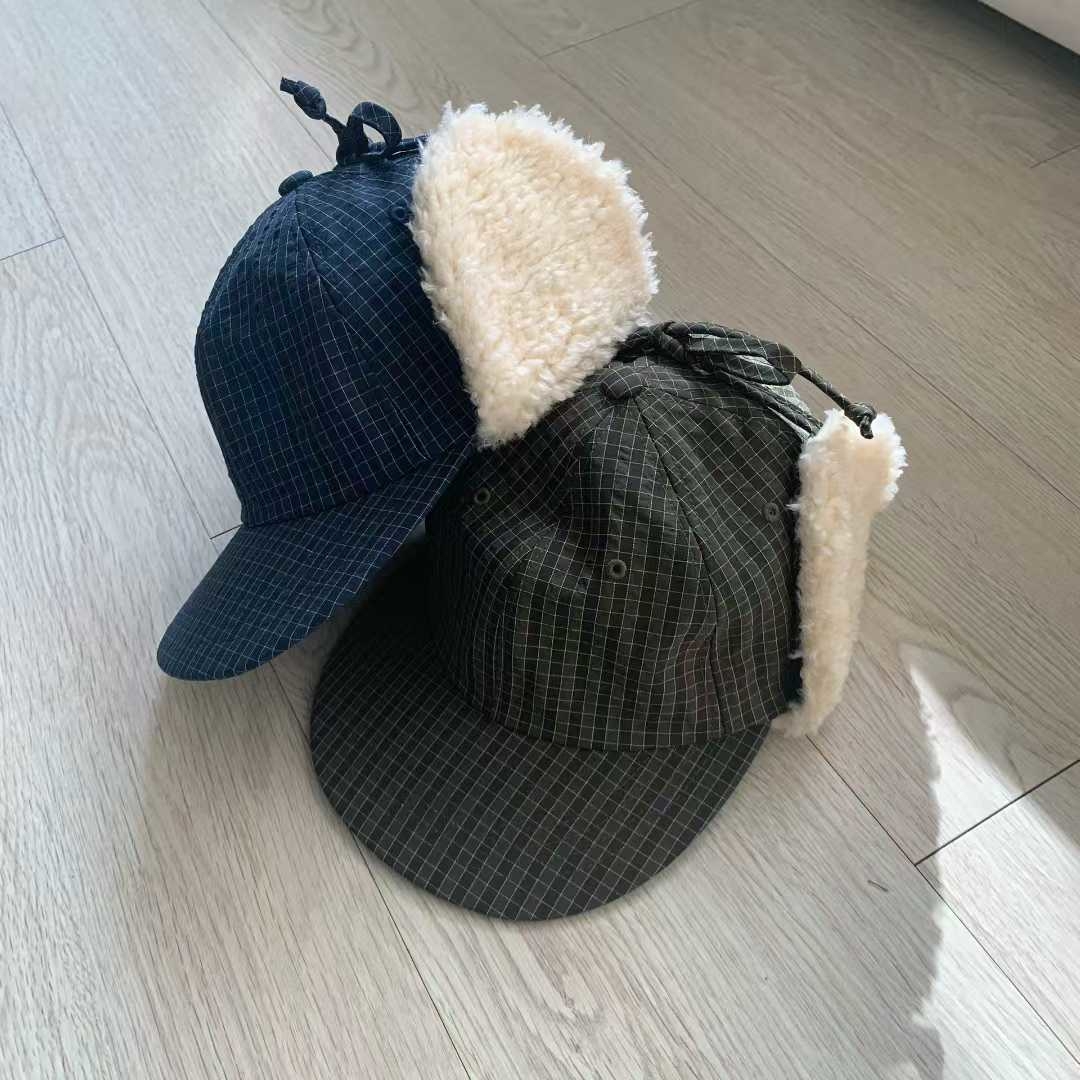 LINE_ALBUM_格紋護耳帽 380480_260106_4
