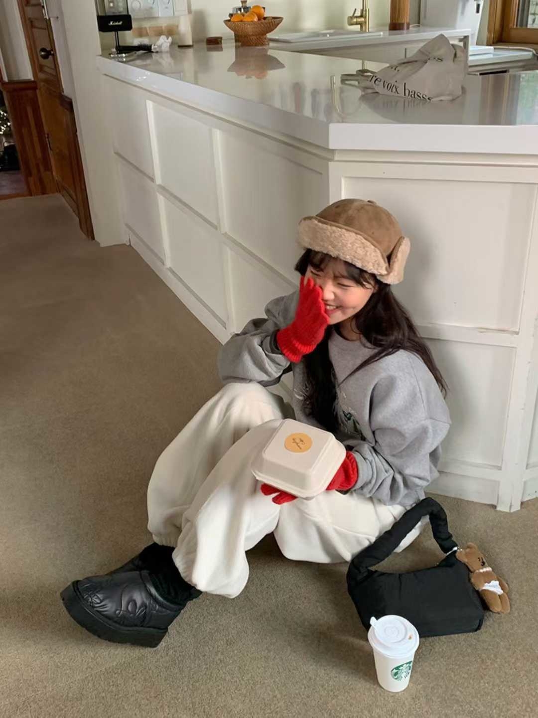 LINE_ALBUM_帽子）麂皮防寒帽  450560_260106_2