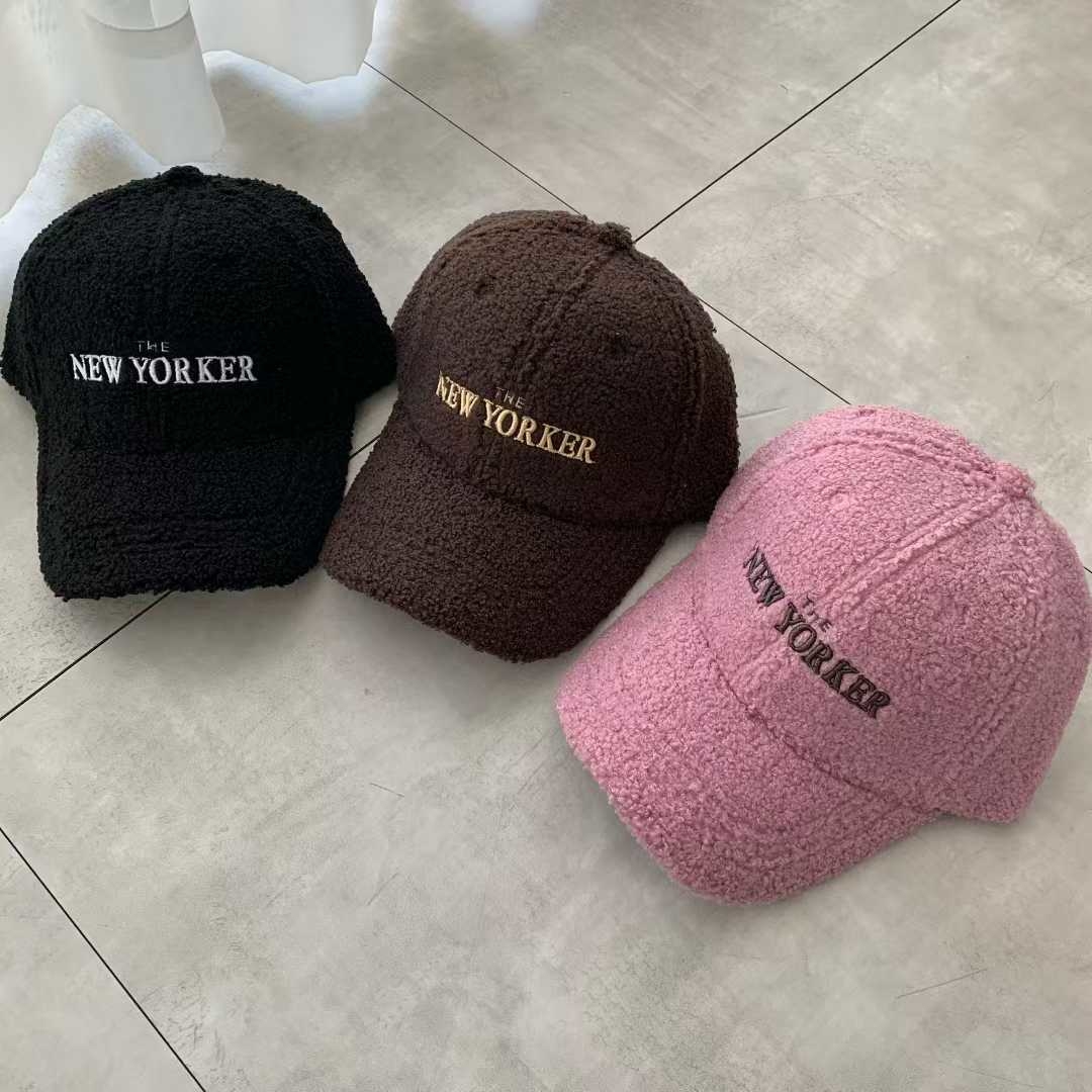 LINE_ALBUM_紐約刺繡羊毛絨高爾夫帽_350430_260106_2