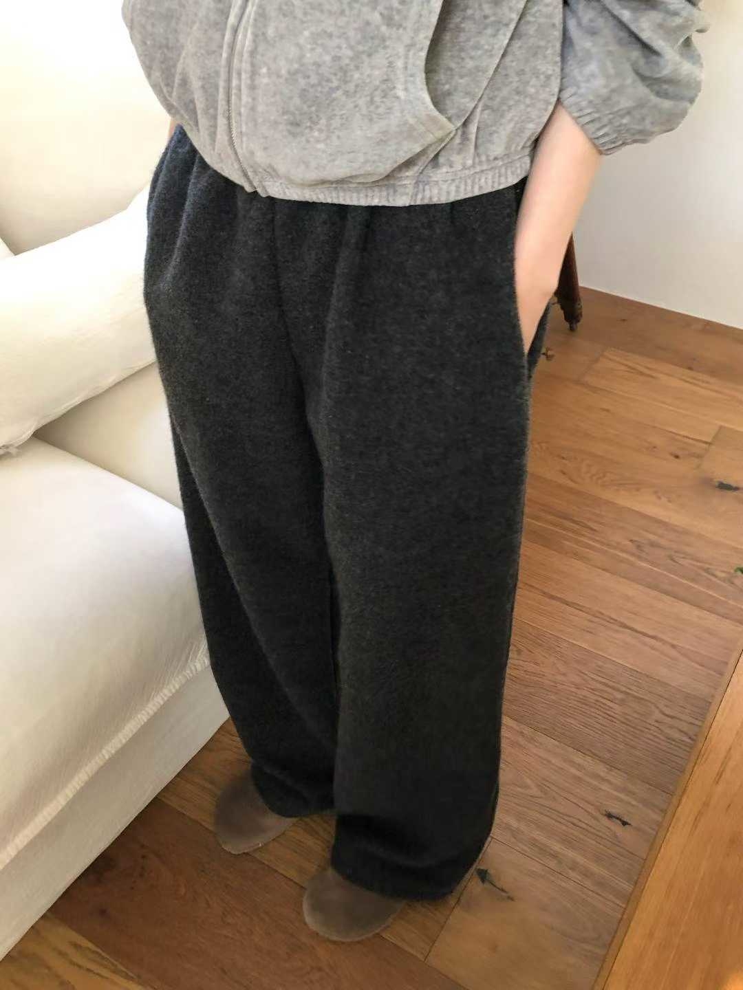 LINE_ALBUM_25fw 柔軟羊毛褲    12501580_260106_7