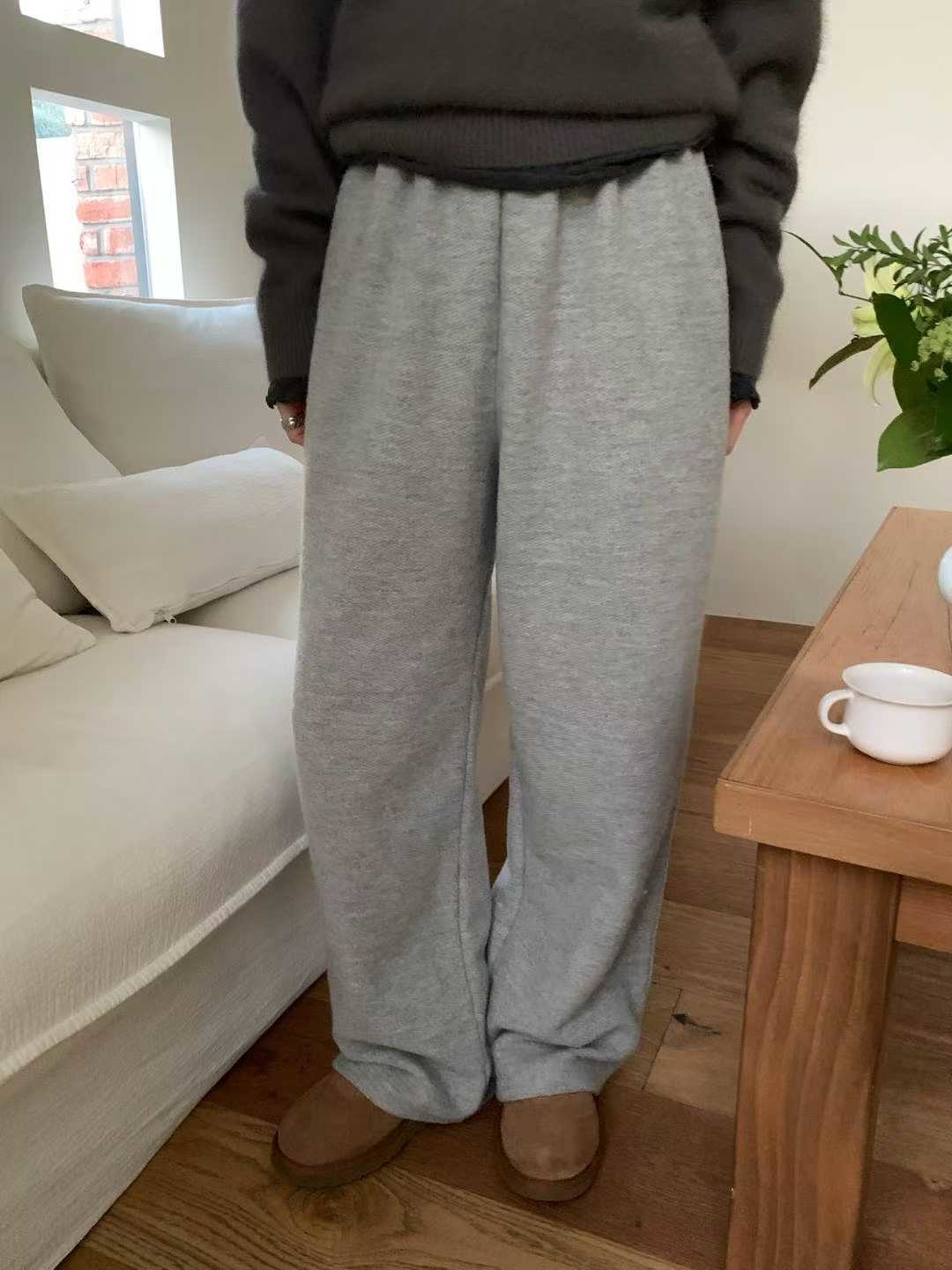 LINE_ALBUM_25fw 柔軟羊毛褲    12501580_260106_3