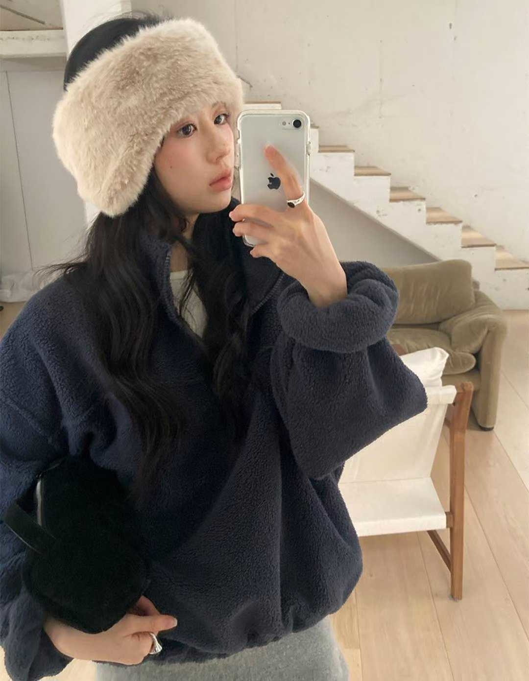 LINE_ALBUM_FW新品 奶油色半拉鍊衛衣 10501350_260106_7