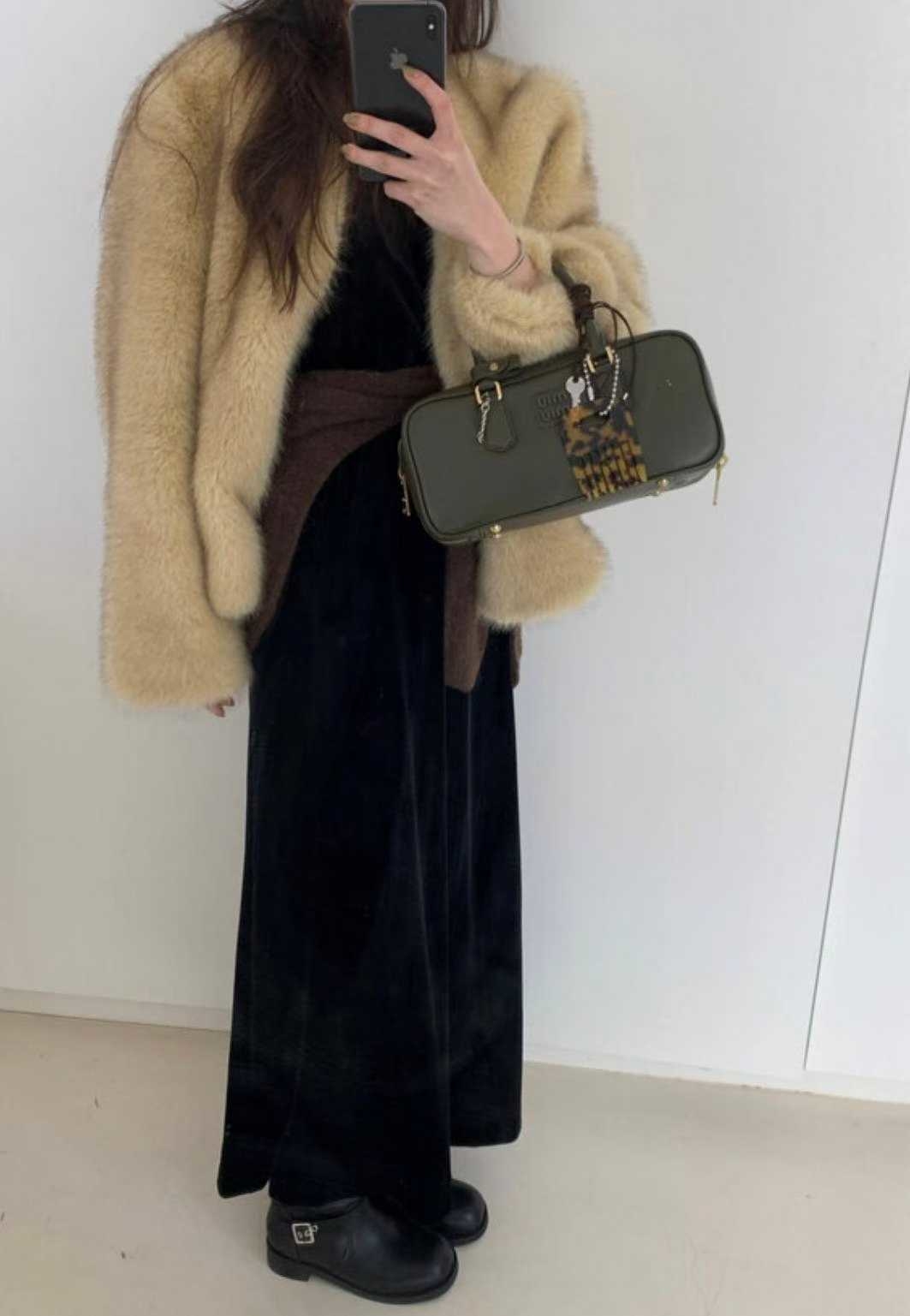 LINE_ALBUM_25fw 長款絲絨連衣裙 11801500_260106_11