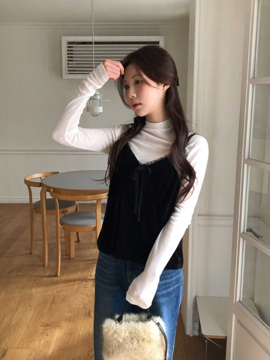 LINE_ALBUM_25fw 絲絨荷葉邊無袖襯衫 9501180_260106_2