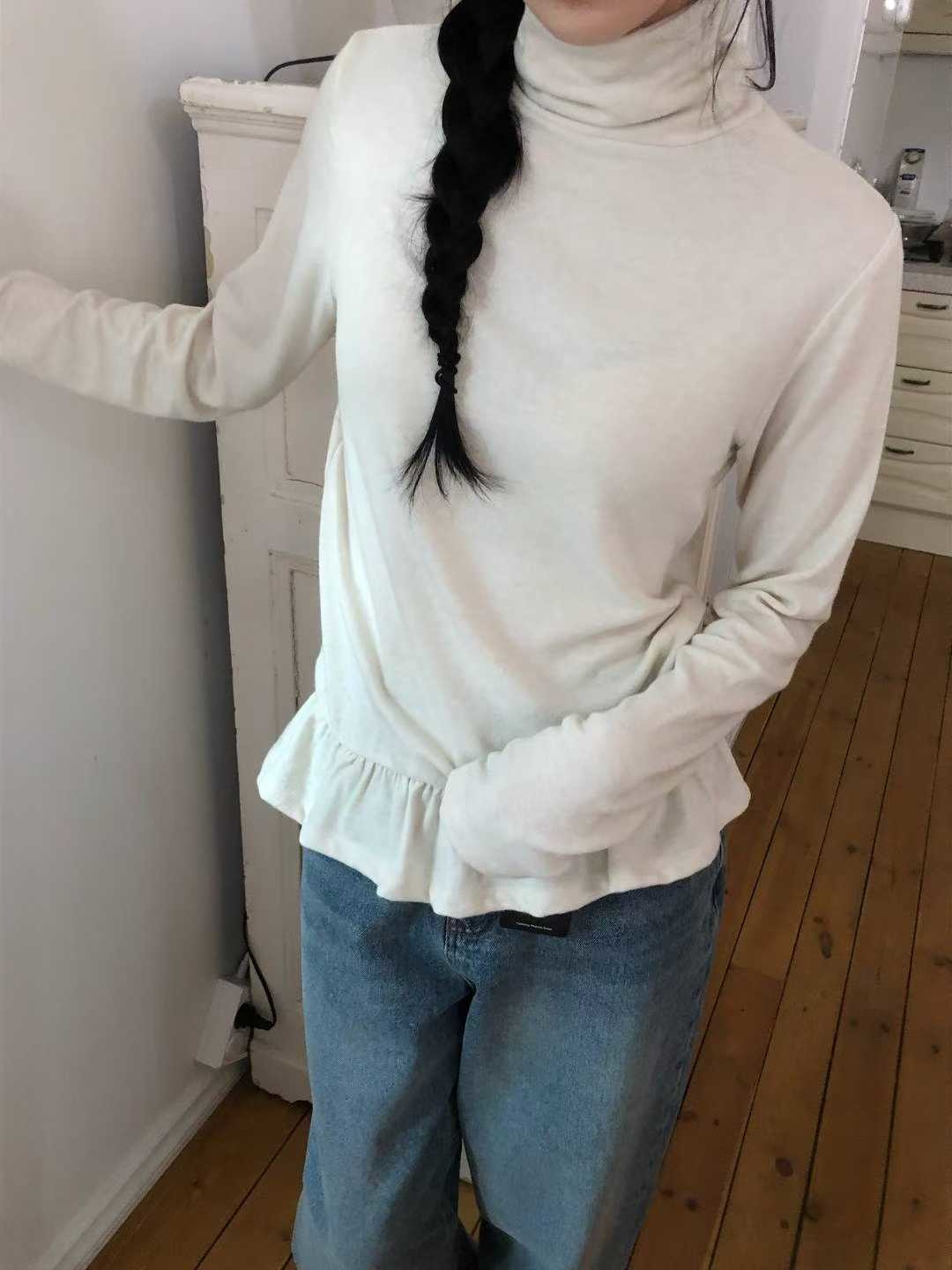 LINE_ALBUM_25fw 露肩高領T恤  8001000_260106_1