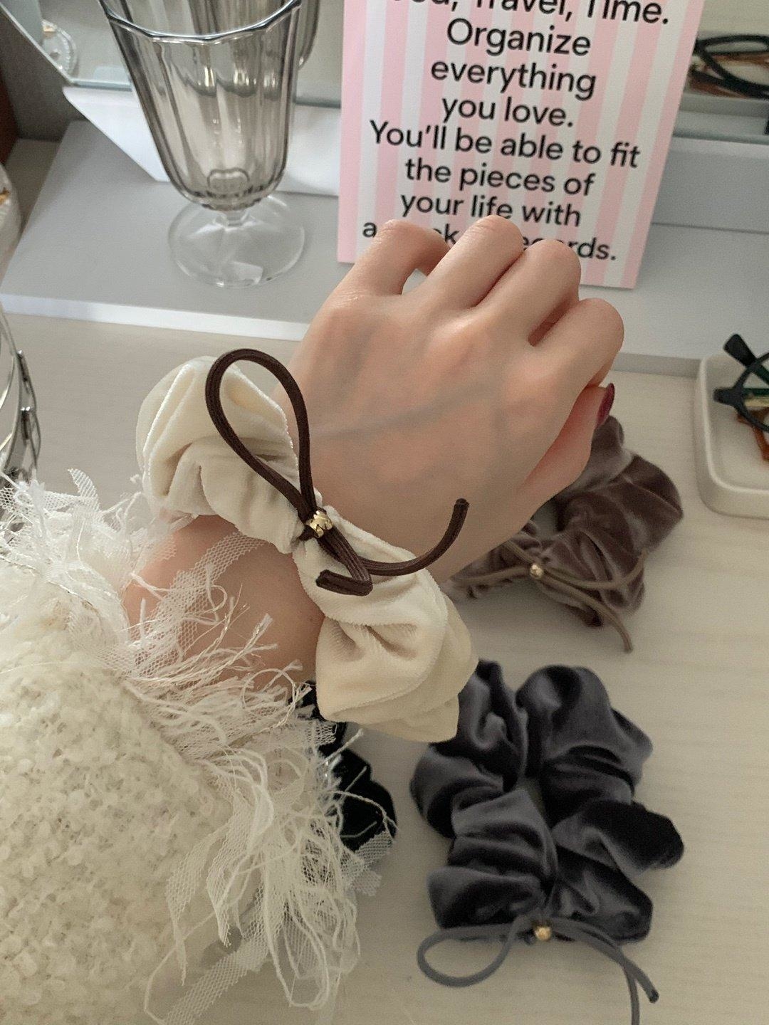 LINE_ALBUM_H191 絲絨蝴蝶結髮圈 270340_260106_3