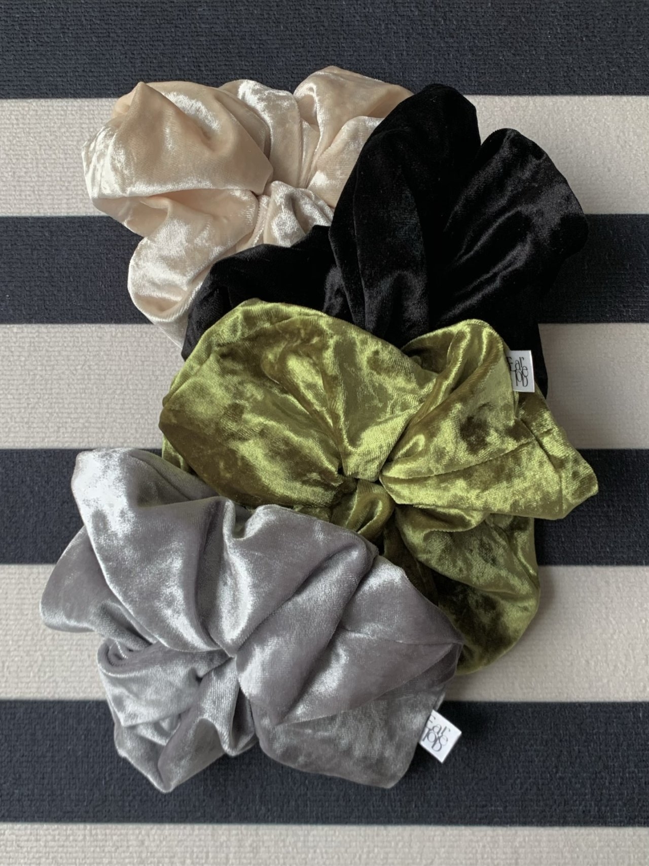 LINE_ALBUM_絲絨寬髮圈  270340_260106_1