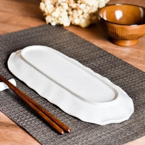 日本美濃燒摩登秋刀魚盤（壽司盤）白色王球餐具 (3)