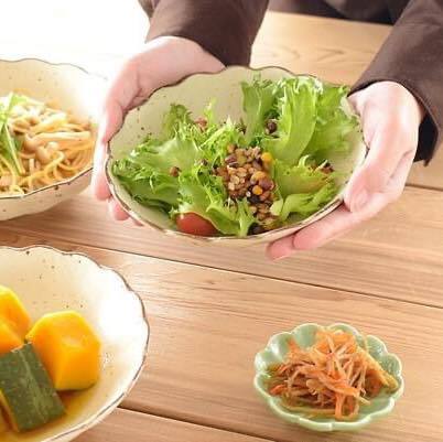 日本食器美濃燒瓷器白妝菊花形深盤 王球餐具 (3)
