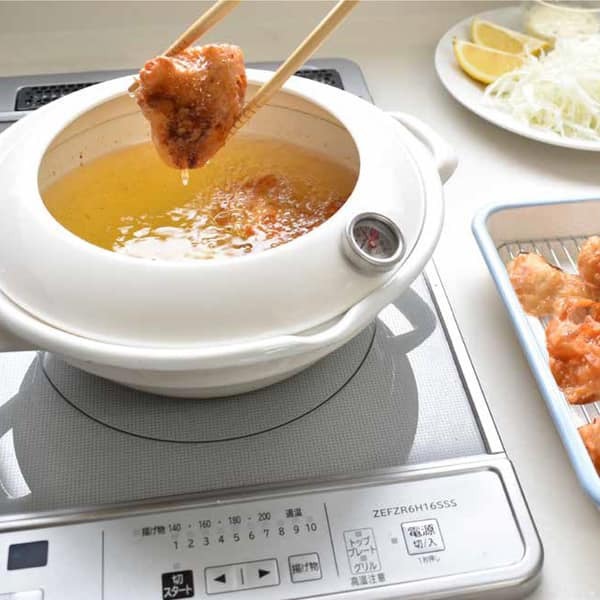日本餐具 鍋具 富士琺瑯油炸鍋 (附溫度計) 王球餐具 (12)