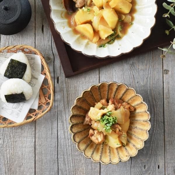 日本餐具 美濃燒陶瓷碗 5色菊花形日本碗中缽18cm 王球餐具 (17)
