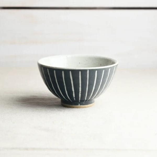 日本食器 美濃燒瓷碗 手工圓形飯碗12.1cm 日本餐具 王球餐具 (7)