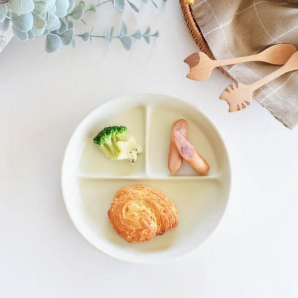 日本餐具 美濃燒瓷盤 兒童餐具 瓷器分格午餐盤18cm 日本食器 王球餐具 (4)
