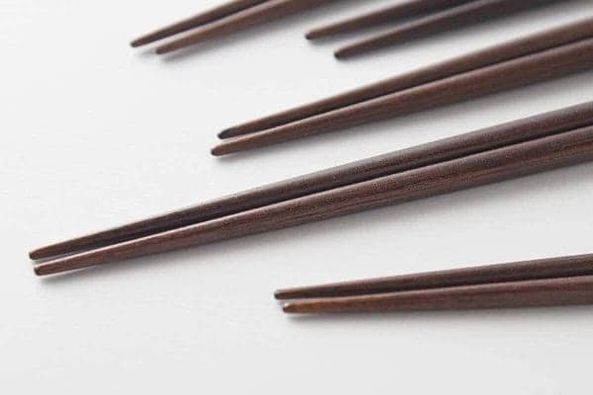 日本餐具 筷 傳統筷子圖案竹筷5雙1包組 日本筷 王球餐具 (3)