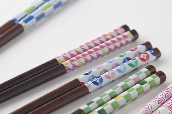 日本餐具 筷 傳統筷子圖案竹筷5雙1包組 日本筷 王球餐具 (4)