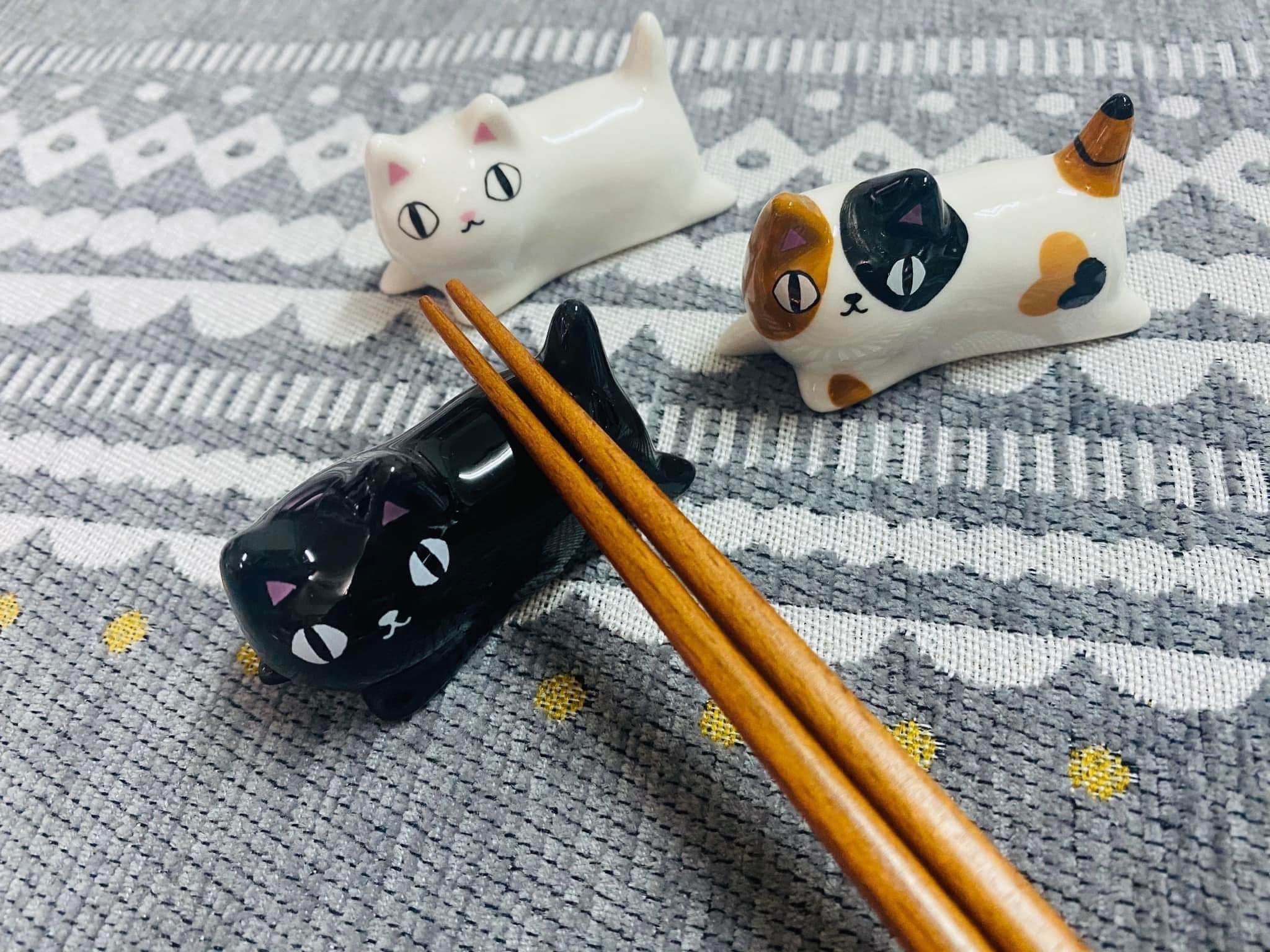 日本餐具 鄰居三兄弟造型筷架箸置3入 王球餐具