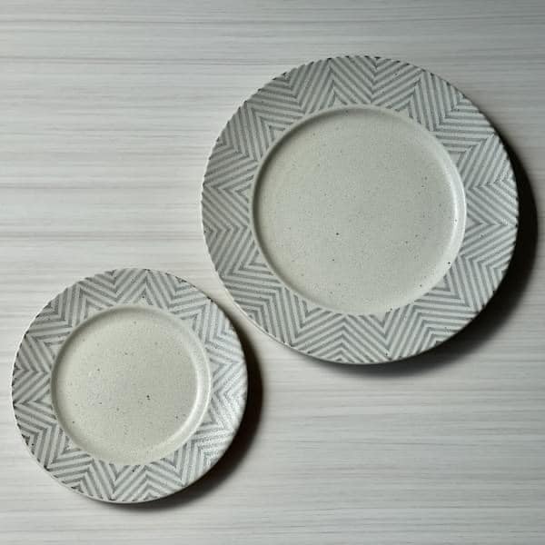 日本餐盤 美濃燒餐具 人字形平餐盤17cm 王球餐具
