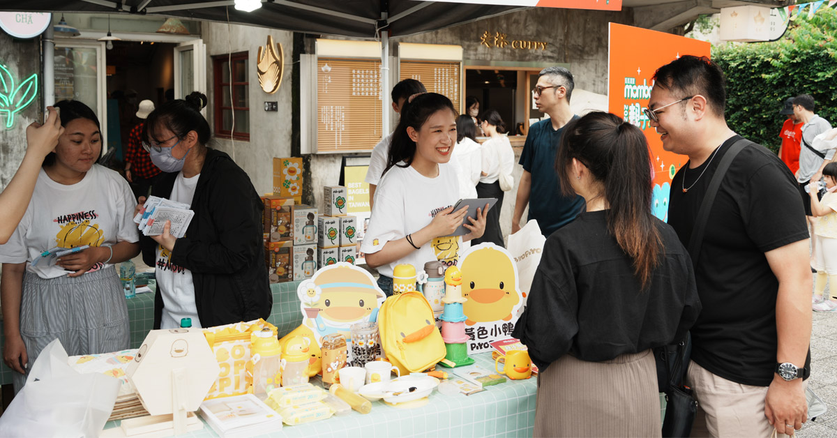 黃色小鴨堅持品質．一路伴童安心成長 ，用過就成了永遠的記憶