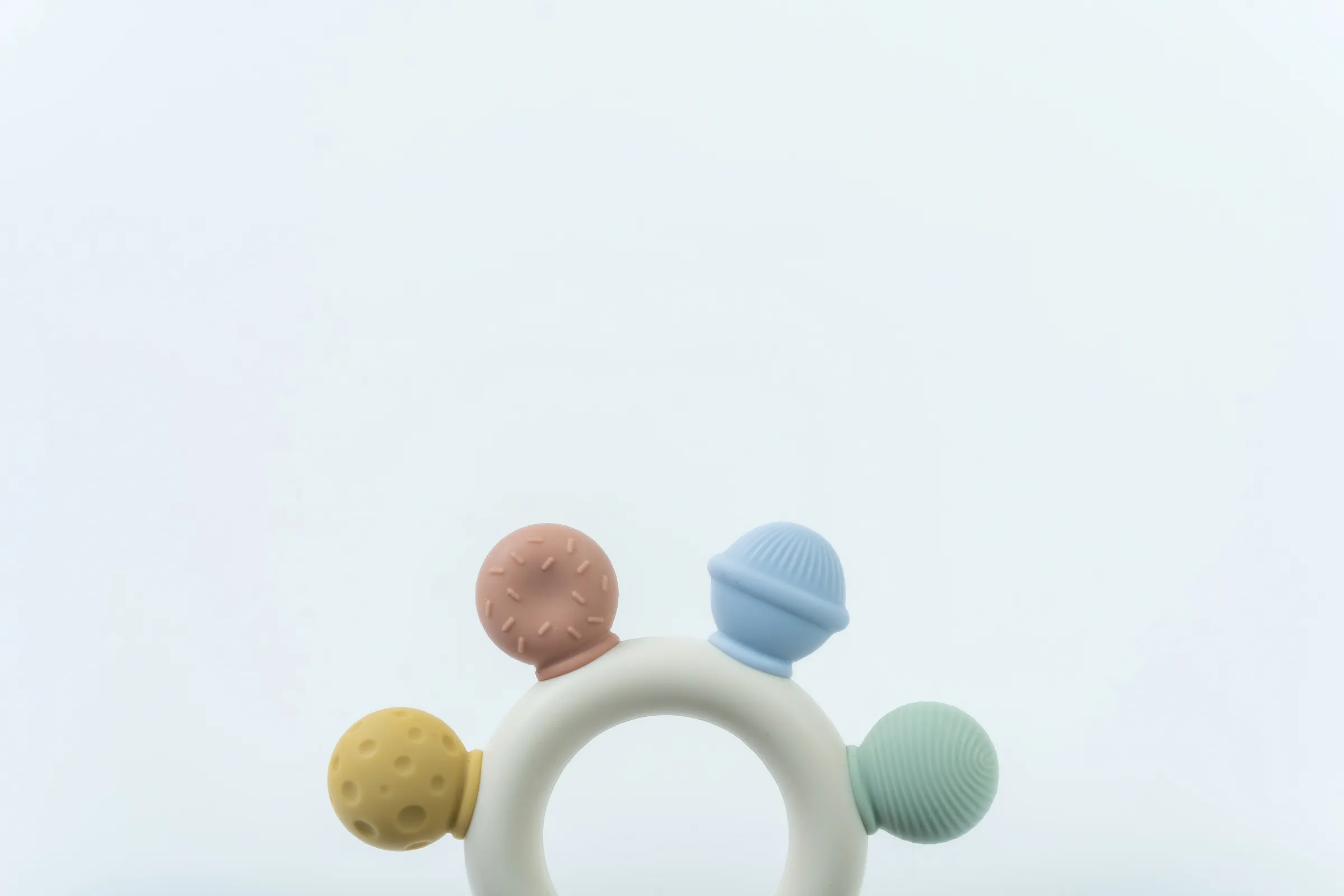 0823-93