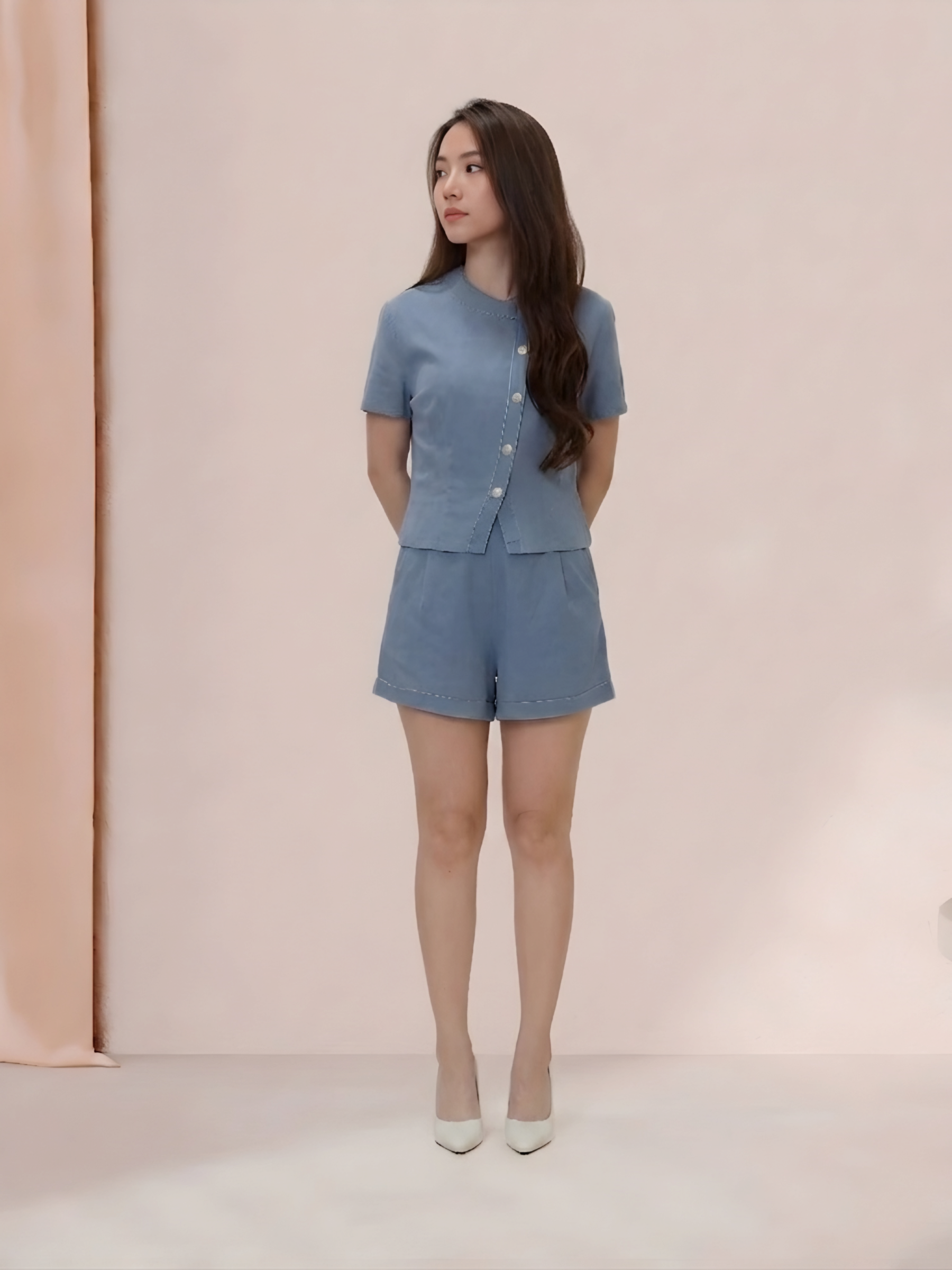 Picsart_26-04-14_17-11-31-442