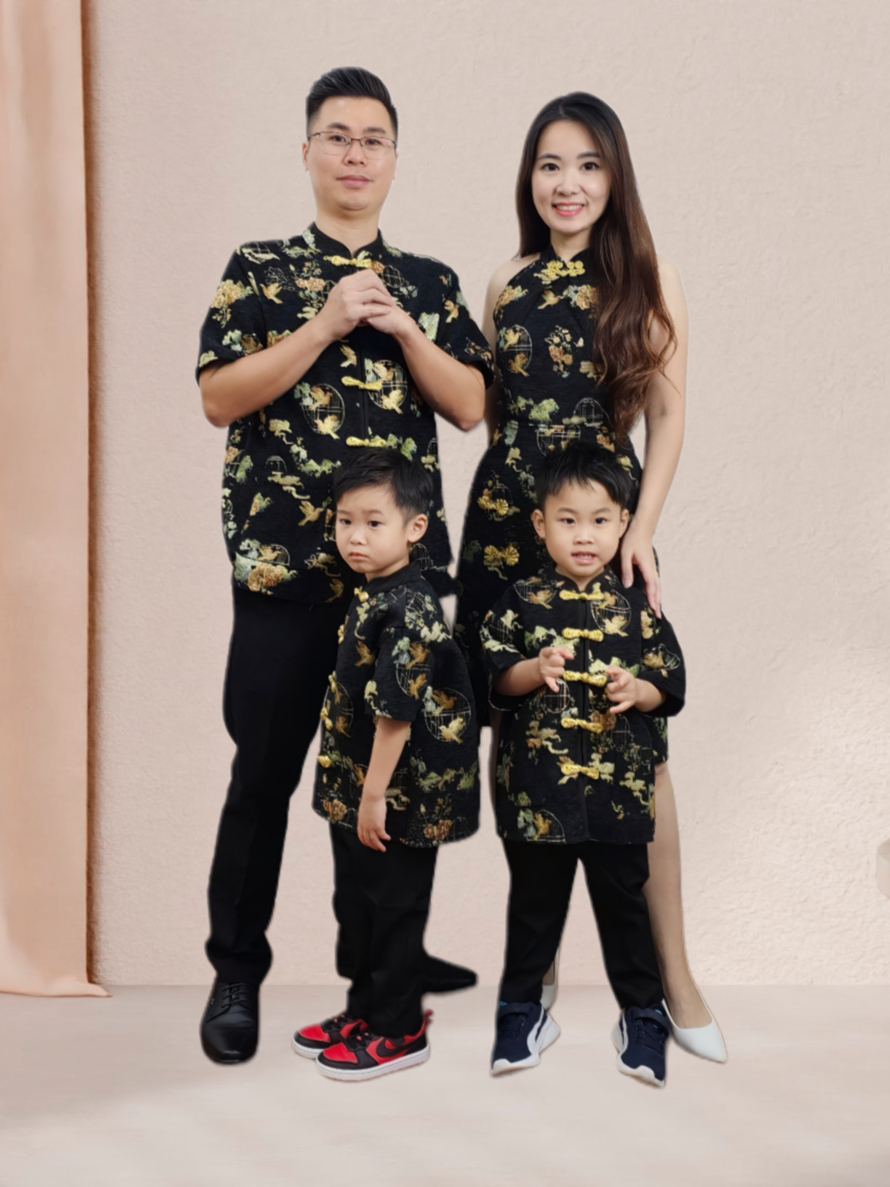 Picsart_25-11-01_16-04-58-360