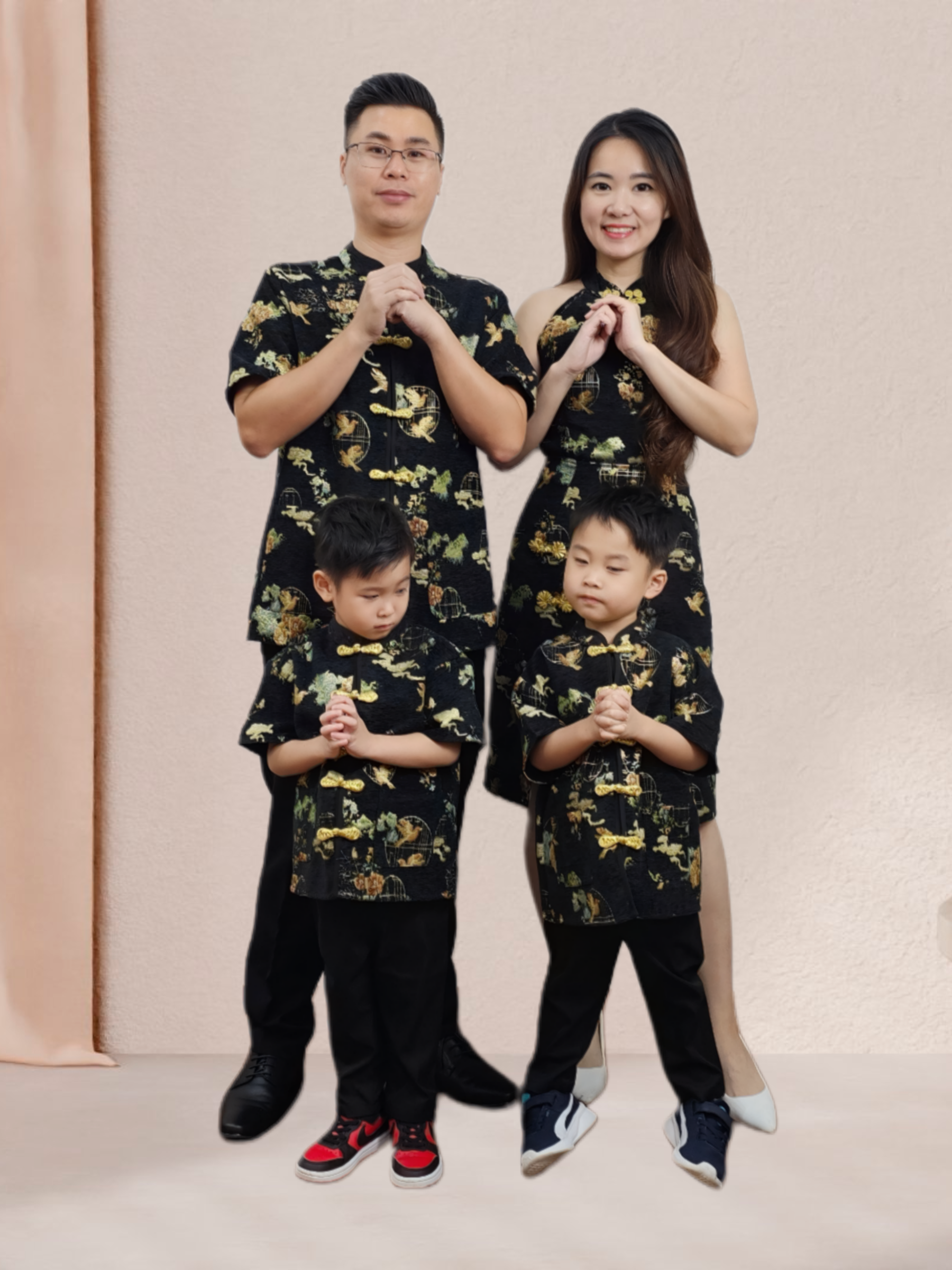 Picsart_25-11-01_15-59-19-306