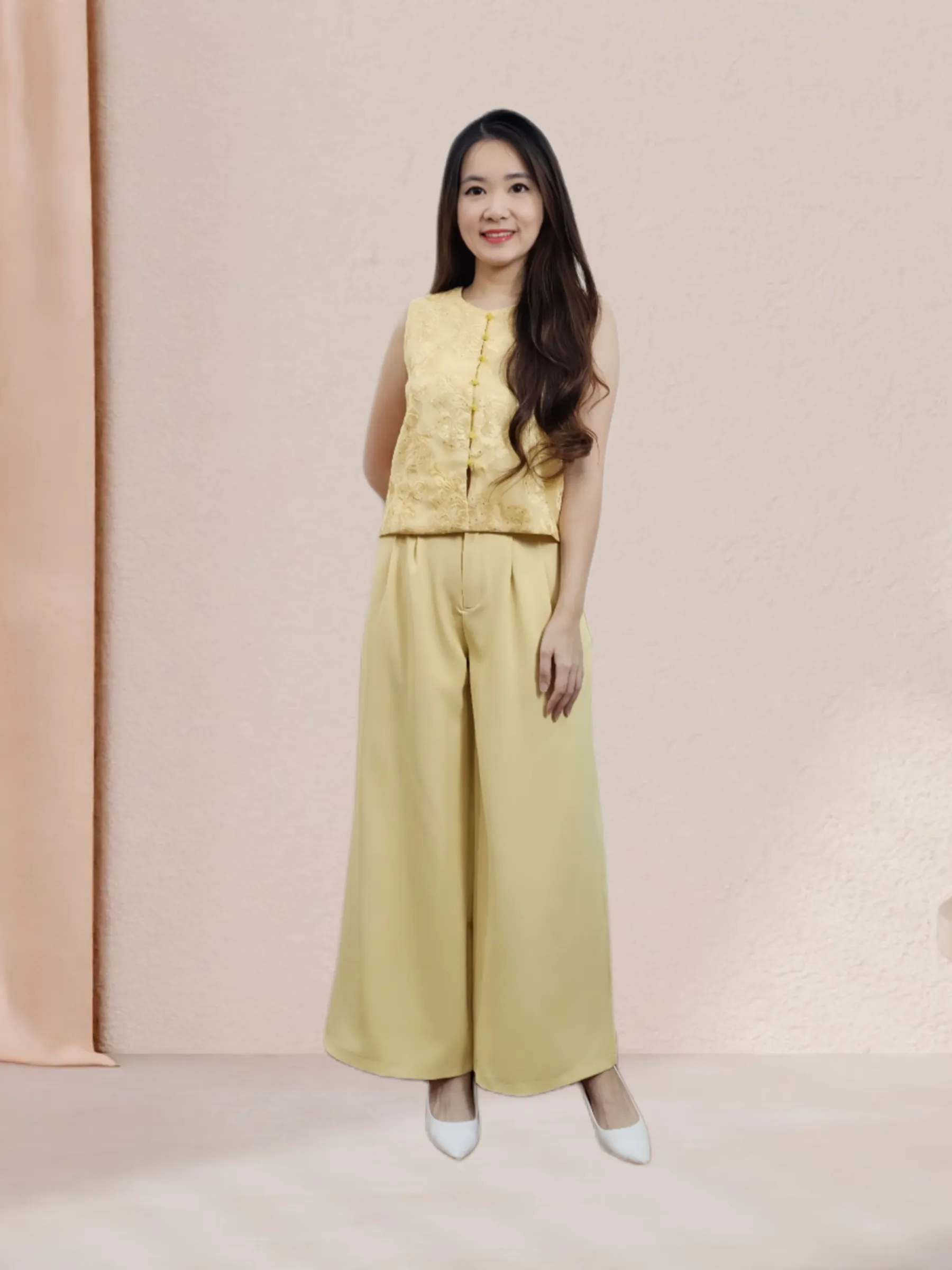 Picsart_25-11-18_14-09-52-091