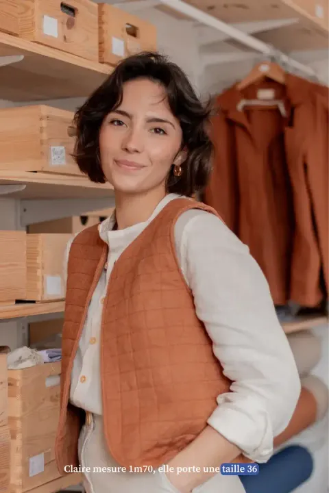 Veste_sans_manche_en_lin_caramel_Agathe_Perier-02