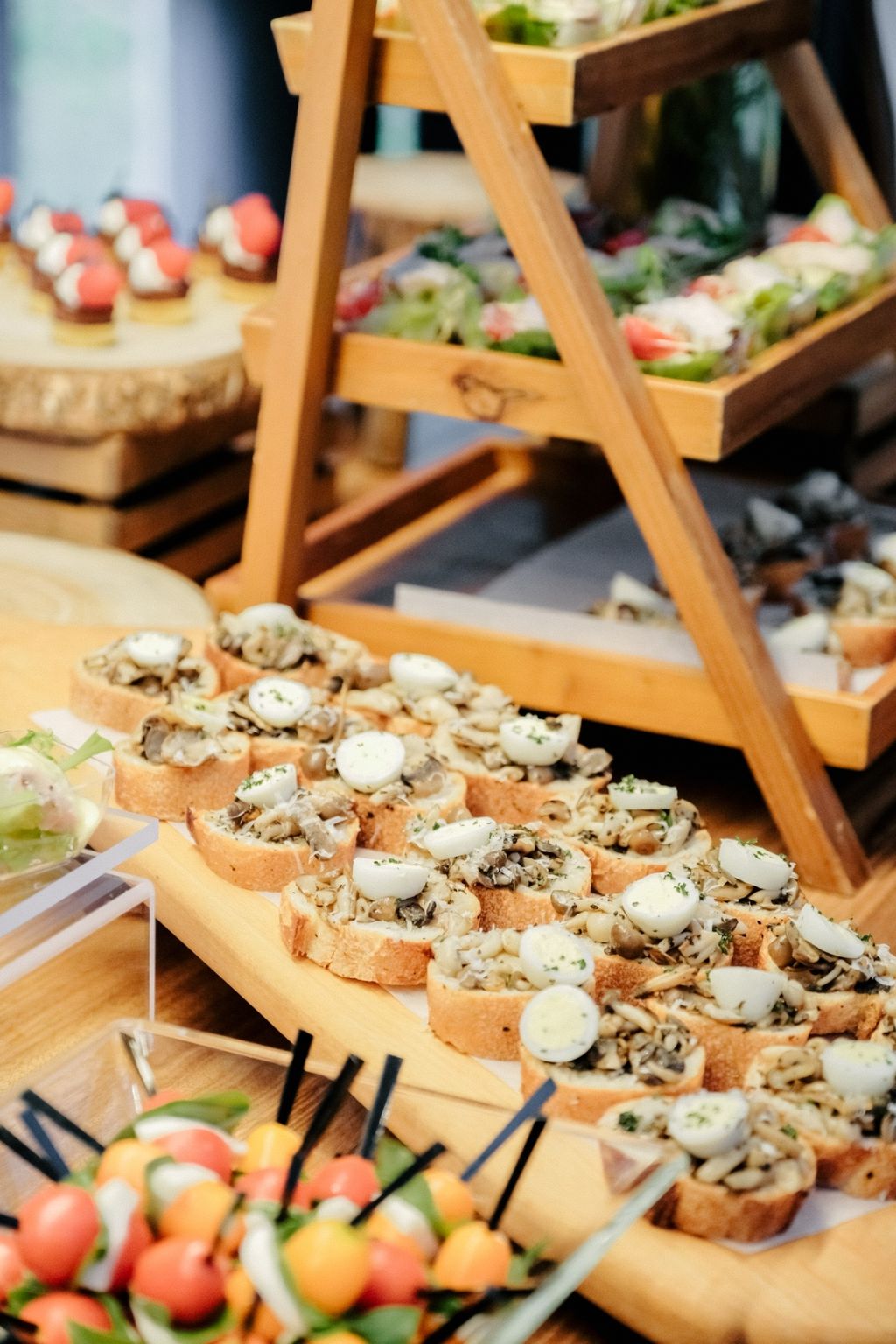 6F021FE7-433F-4049-A56D-32D1161C082B