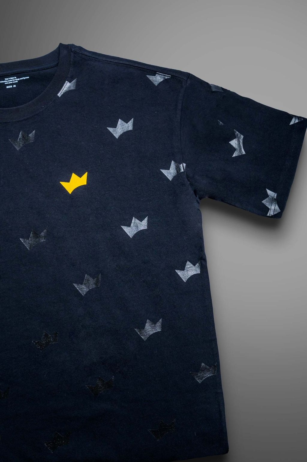 Plain Invisible Print Black Tee Detail (Crowns)