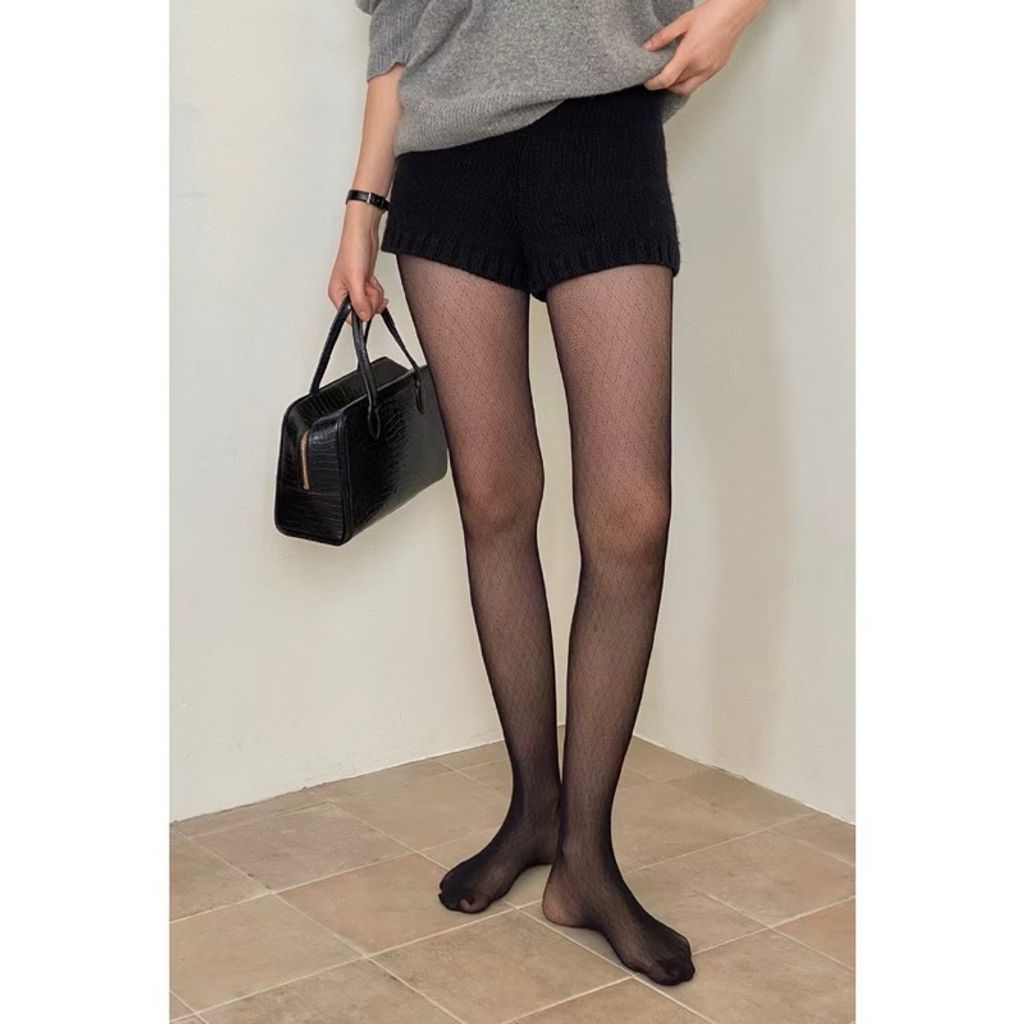 tw-11134207-7rbk5-m79gj1hm7ott44