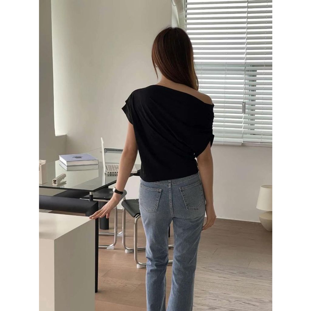 tw-11134207-7qukw-lfp6c0hutu6lf6